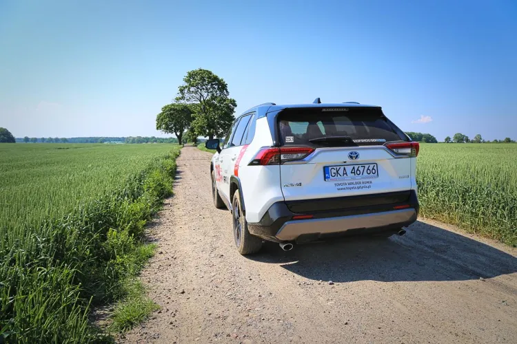 Na jazdy testowe nową RAV4 można umówić się m.in. w salonach Toyoty Walder w Chwaszczynie i Rumi.