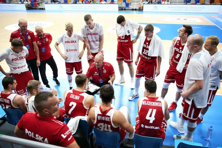 Polscy koszykarze mecze towarzyskie przed mistrzostwami świata rozpoczęli od wysokiej wygranej nad Jordanią w Pradze. 