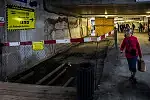 Kolejarze zapewniają, że robią wszystko, by remont przejścia podziemnego przy dworcu w Gdańsku był jak najmniej uciążliwy

 