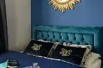 Intensywna kolorystyka współgra ze złotem lub srebrem. 