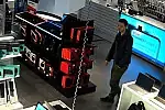 Poszukiwany mężczyzna w związku z kradzieżą laptopa