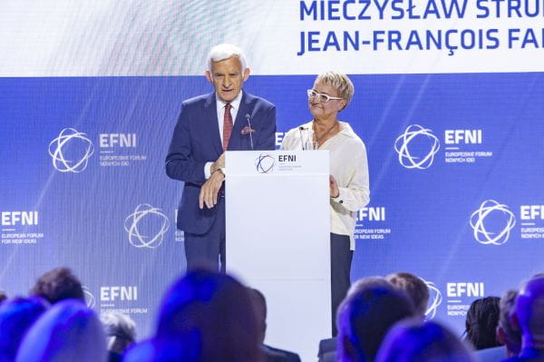 W Sopocie rozpoczęło się IX Europejskie Forum Nowych Idei. Gości EFNI powitali Henryka Bochniarz i Jerzy Buzek, przewodniczący Rady Programowej EFNI. 
