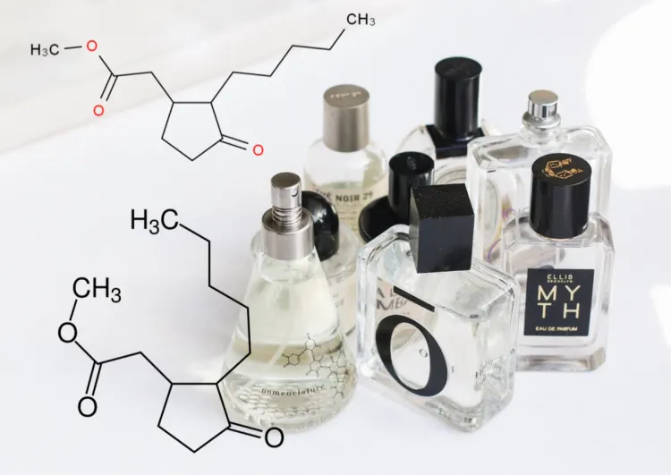Popularność zyskują nowoczesne perfumy molekularne, wykorzystujące osiągnięcia współczesnej chemii.