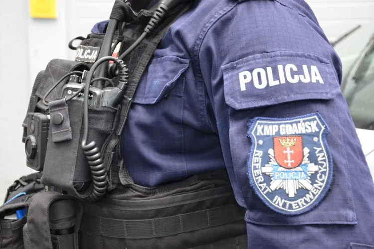 Zatrzymani policjanci pracowali w KMP w Gdańsku.
