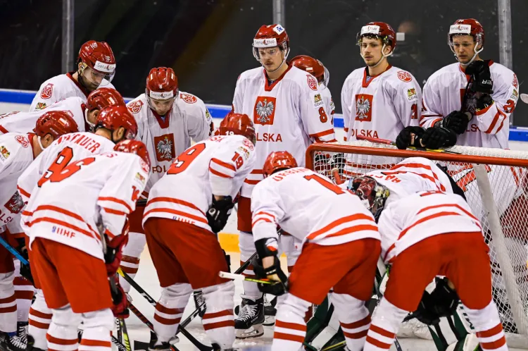 Polskę i Włochy dzielą dwie klasy w światowej hierarchii hokeja. Mimo dzielnej postawy w Gdańsku biało-czerwoni przegrali 0:2. 