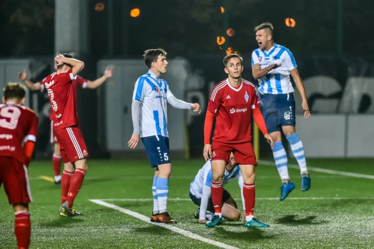 Piłkarze Bałtyku Gdynia przegrali ostatni w tym roku mecz przed własną publicznością.