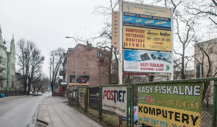 Gdańska uchwała krajobrazowa dotyczy na razie tylko zupełnie nowych reklam. W kwietniu także dotychczasowe nośniki będą musiały być dostosowane do jej zapisów lub zostać usunięte.