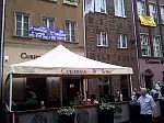 Banery na kamienicach przy Długiej.