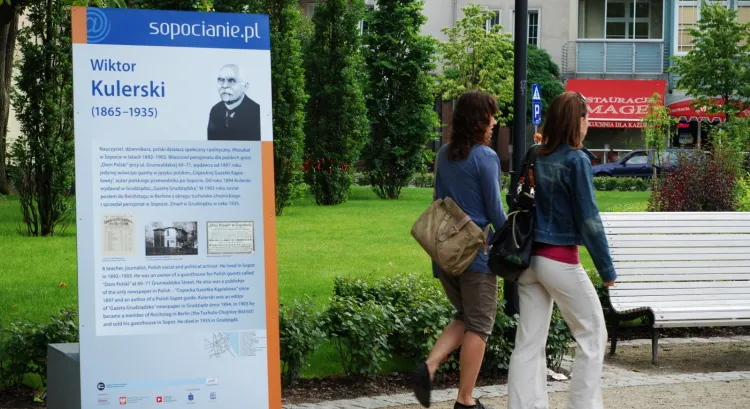 Wystawę plenerową "Sopocianie" można oglądać w dwudziestu miejscach Sopotu.