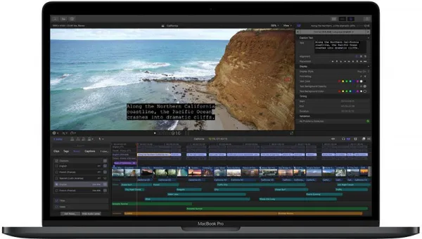 Program Final Cut Pro X do edycji wideo na MacBooku.