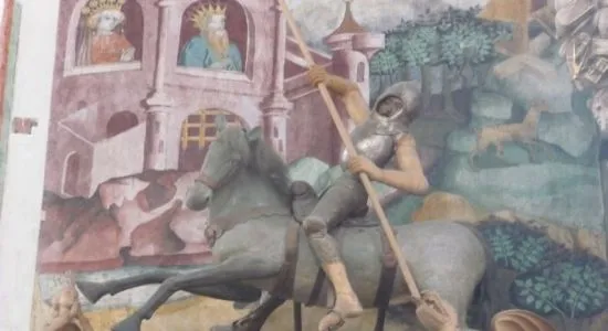 Figura św. Jerzego walczącego ze smokiem znajduje się w Bazylice Mariackiej w Gdańsku.