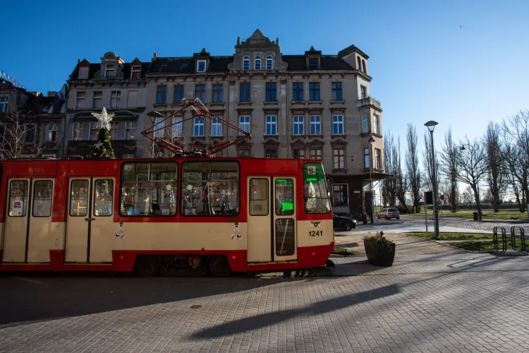 Konstale to jedne z najstarszych tramwajów szybkobieżnych, które do dziś można spotkać na gdańskich torach. Dostarczane były do miasta w latach 1975-1990. Zdjęcie ilustracyjne.