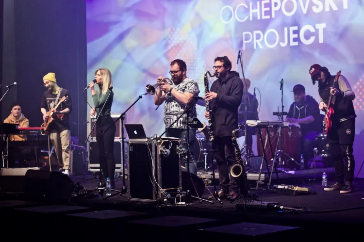 Każdego z trzech dni będzie można zobaczyć dwa różne projekty. W piątek pojawią się Ochepovsky Project i Krzysztof Herdzin. Na zdjęciu: Ochepovsky Project.