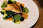 Weekendowy spacer najlepiej połączyć z pysznym obiadem w restauracji.