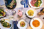 Weekendowy spacer najlepiej połączyć z pysznym obiadem w restauracji.