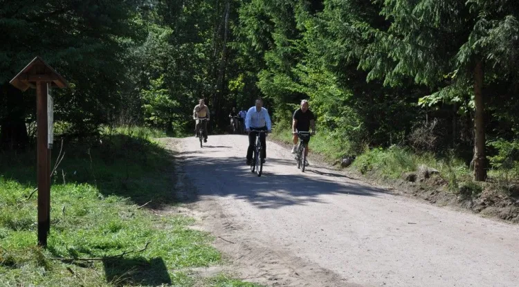 Gdynia i Nadleśnictwo Gdańsk zrewitalizowały kolejną leśną drogę rowerową.