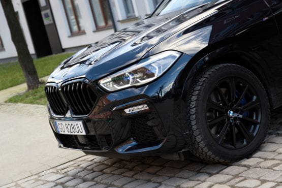 Nowe BMW X6 zadziorny, elegancki, kontrowersyjny