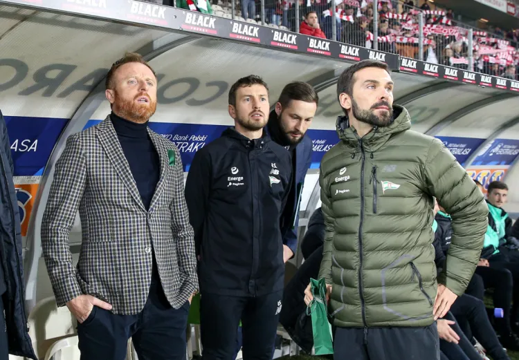 Paweł Habrat (z prawej) na co dzień pracuje z piłkarzami Lechii Gdańsk.