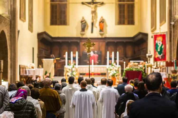 Dekret z 1 kwietnia rozwiał wszelkie wątpliwości, dotyczące udziału katolików w tegorocznej celebracji Wielkiego Tygodnia.