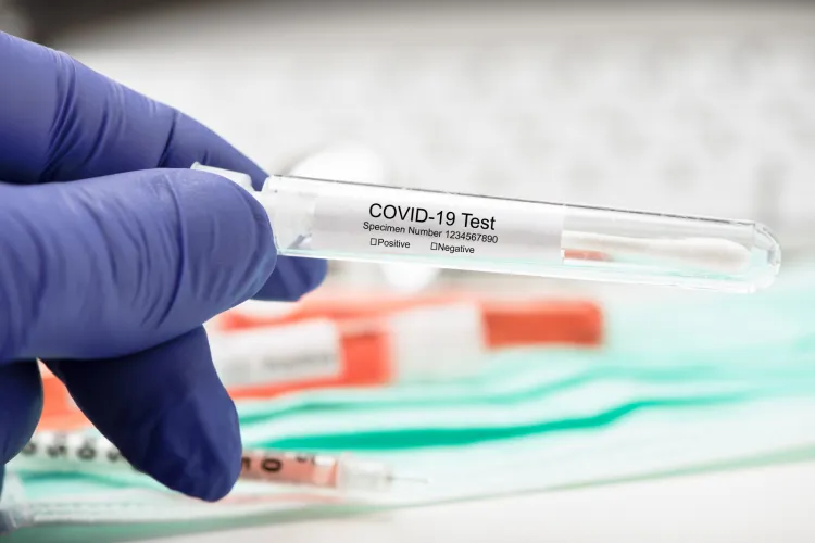 Instytut Chemii Bioorganicznej PAN z Poznania zakończył już prace nad pierwszym polskim testem na koronawirusa. Wkrótce ma on trafić do masowej produkcji. 