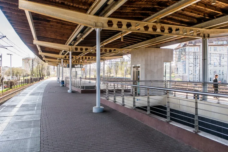 Zakres inwestycji przewiduje również remont peronu SKM Gdynia Główna.