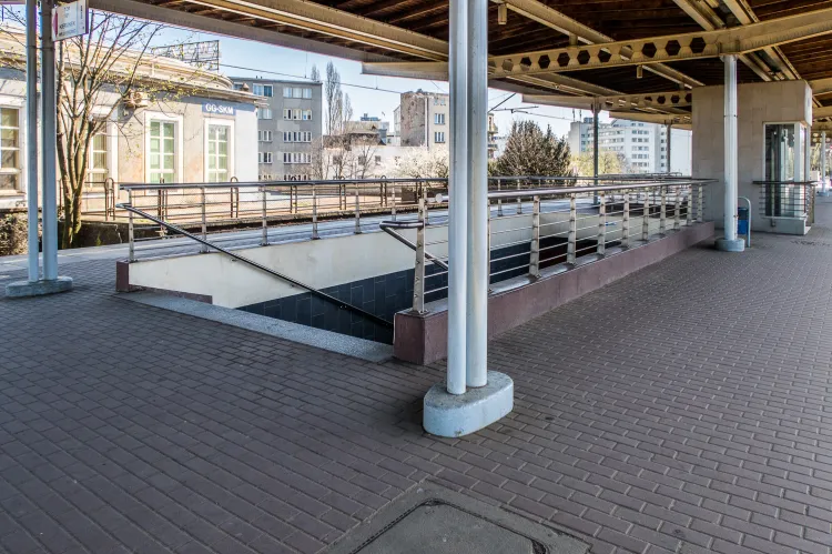 Zakres inwestycji przewiduje również remont peronu SKM Gdynia Główna.