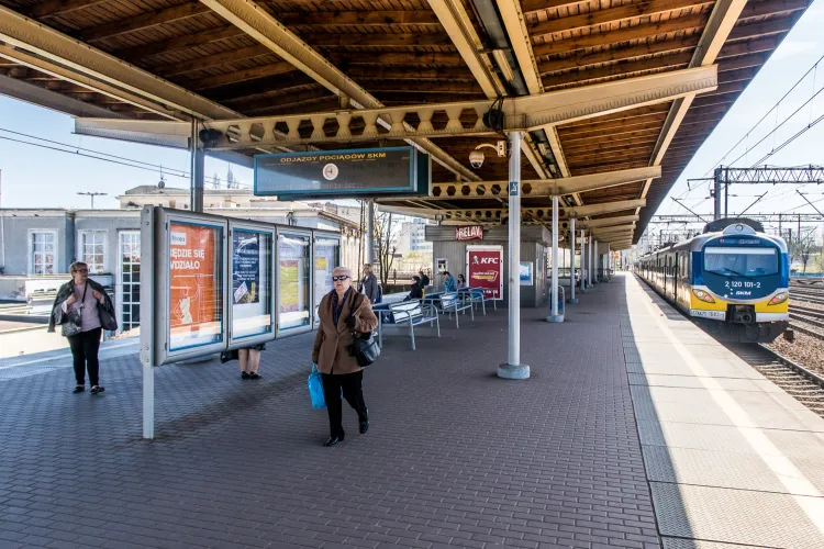 Zakres inwestycji przewiduje również remont peronu SKM Gdynia Główna.