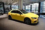 Salon Mercedes-Benz BMG Goworowski w pełnej krasie.