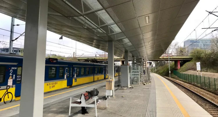 Prace remontowe na stacji SKM Redłowo są na ukończeniu.