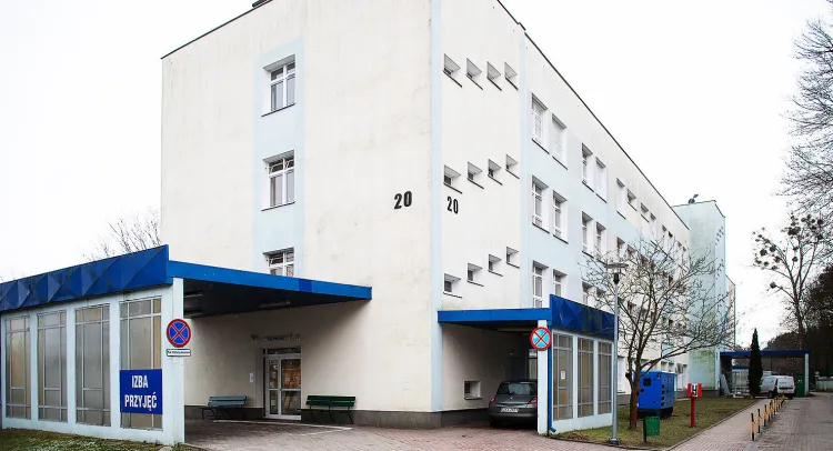 W związku z potwierdzeniem zakażenia koronawirusem u kilkunastu pracowników Wojewódzkiego Szpitala Psychiatrycznego w Gdańsku w sobotę, 25 kwietnia, poinformowano, że zapadła decyzja o objęciu obowiązkową kwarantanną całego szpitala. 
