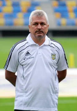 Trener Petr Nemec (na zdjęciu) według zapewnień przewodniczącego Witolda Nowaka na razie może być spokojny o posadę w Arce. 