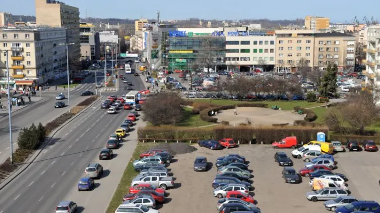 Gdynia blokuje zabudowę terenów za centrum handlowym Batory. Na razie skutecznie.