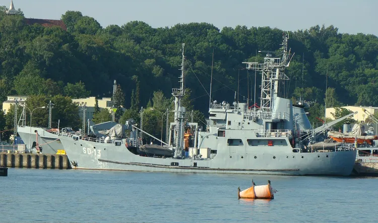 Polska ma trzy okręty do demagnetyzowania, które mają prawie po 50 lat. Na zdjęciu jednostka SD-13 