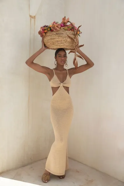 Hit tegorocznego sezonu. Model Serita od marki Cult Gaia. 

