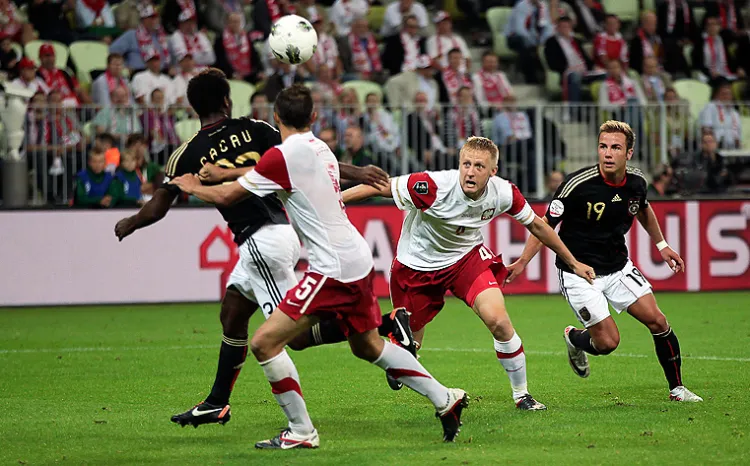 Cacau, Brazylijczyk grający dla reprezentacji Niemiec, rozwiał polskie marzenia o historycznym zwycięstwie na PGE Arenie Gdańsk. 
