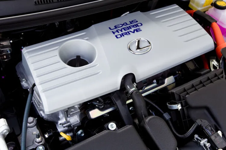 Silnik Lexusa CT 200h F-Sport