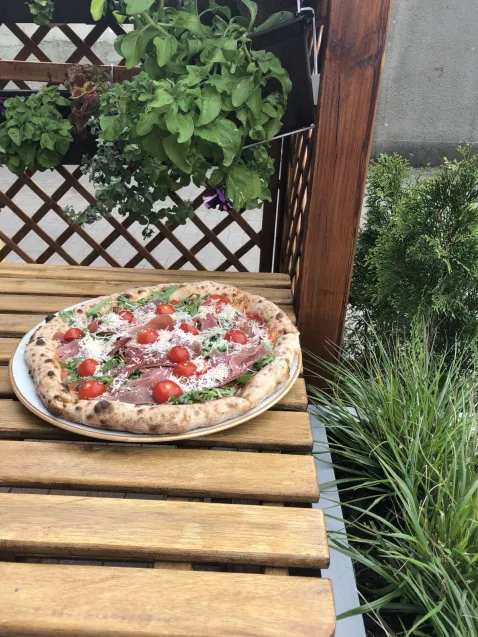 Pizzeria Napoli na Oruni Górnej.