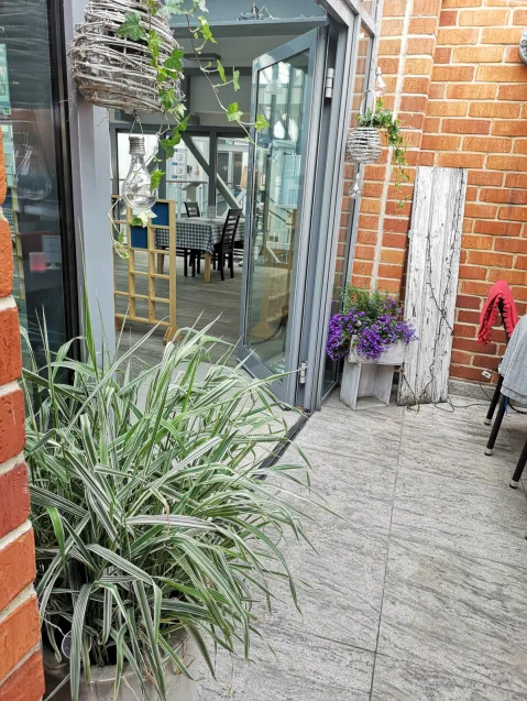 Restauracja Cała Naprzód w Ośrodku Kultury Morskiej w Gdańsku (IV piętro).