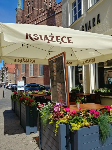 Restauracja Gvara w Gdańsku.