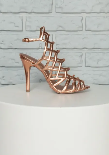 2. Sandały na szpilce DIRECTT z kolekcji STEVE MADDEN w odcieniu matowego złota. Dostępne w trójmiejskim butiku markoweubrania.com. Cena katalogowa - 450 zł. Obecnie promocja 265 zł.