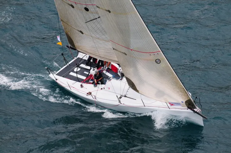 Tarnacki Yacht Racing.