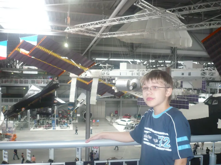 12-letni Tomek w Muzeum Techniki w niemieckim Speyer.