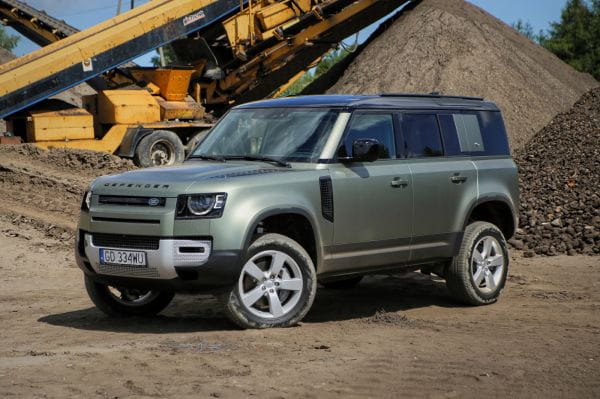 Nowy Land Rover Defender