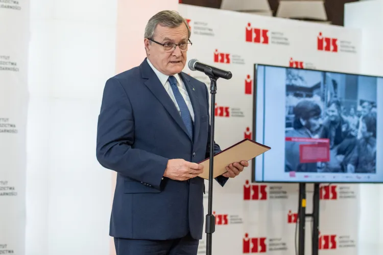 Minister kultury i dziedzictwa narodowego Piotr Gliński ogłosił w Gdańsku dwie ważne decyzje.