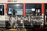 Oklejony zdjęciami sprzed 100 lat śląski tramwaj będzie jeździł przez najbliższy tydzień po Gdańsku.