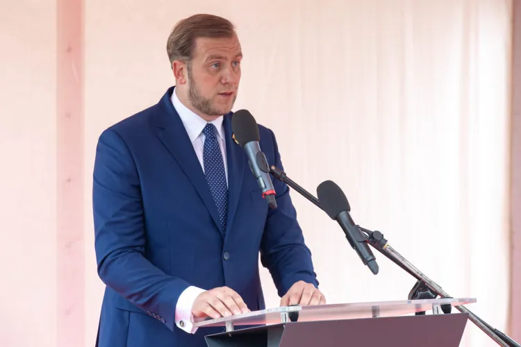 Marcin Ryngwelski obecnie kieruje Remontową Shipbuilding, wcześniej był prezesem Remontowa Electrical Solutions, spółki z Remontowa Holding.
