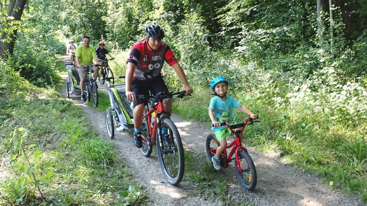Rodzinna wycieczka rowerowa z GR3miasto to jedna ze sportowych atrakcji, w których można wziąć udział za darmo.