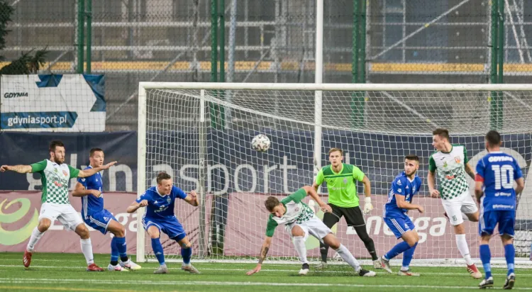 Piłkarze Bałtyku Gdynia mogą poprawić bilans bramkowy i punktowy, gdyż zagrają z outsiderem tabeli grupy drugiej III ligi. 