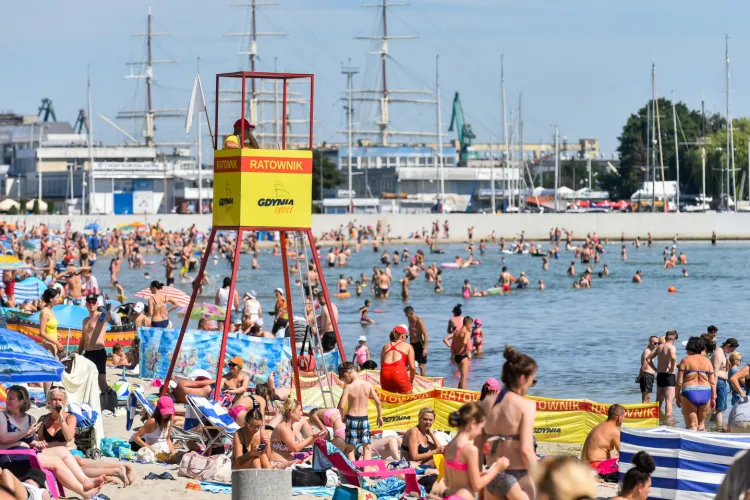 W Gdyni od 1998 r. nie doszło do utonięcia. Ratownicy kolejny sezon zaliczają do udanych. 