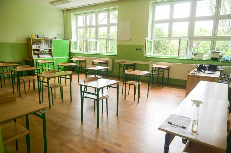 Informacje o przypadkach zakażenia wśród uczniów i nauczycieli w Trójmieście od 1 września pojawiały się już kilkadziesiąt razy.
